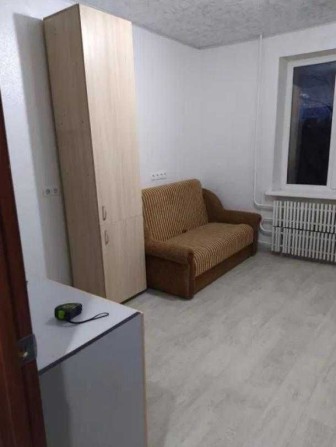 Вийшла у продаж гостинка 10м2, район Центрального ринку, свій санвузол - фото 1