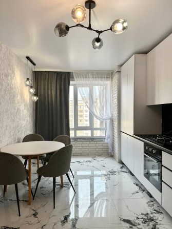 Квартира з ремонтом в ЖК «Атлант» в Луцьку - фото 1