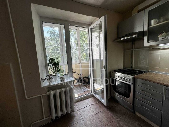 Сертифікат! Продам ГАРНУ 1к квартиру. Газ. Балкон. Податкова академія. - фото 1