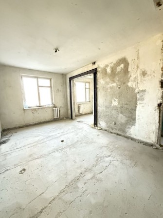 Продаю 3 комнатную квартиру, 97 квартал, ул.Я.Мудрого,60а - фото 1