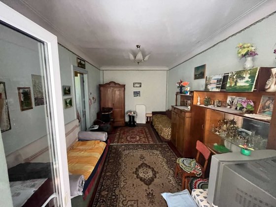 Продаж 1-кімнатної квартири Центр 2 поверх Полтава