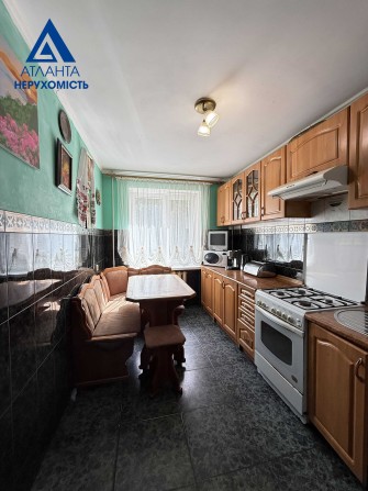 Простора 4-кімнатна квартира в цегляному будинку! - фото 1