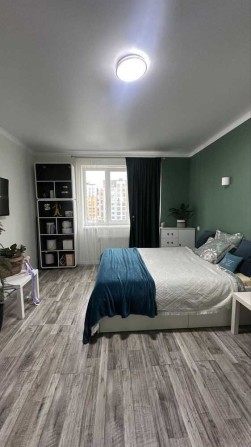 Продам  затишну 1 кімнатну квартиру в ЖК На Щасливому!!! - фото 1