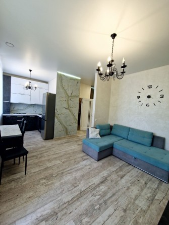 Шикарна 2к сталінка з автономним опаленням! - фото 1