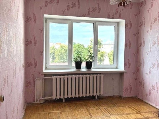 Комфортна чотирикімнатна квартира в районі Львівської