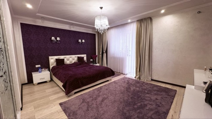 Продаж квартири з видом на Дніпро - фото 1