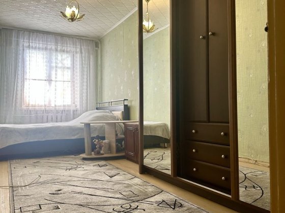 3-х «зуп 8 лікарня» цегляний буд Гарний стан, Меблі Кривой Рог