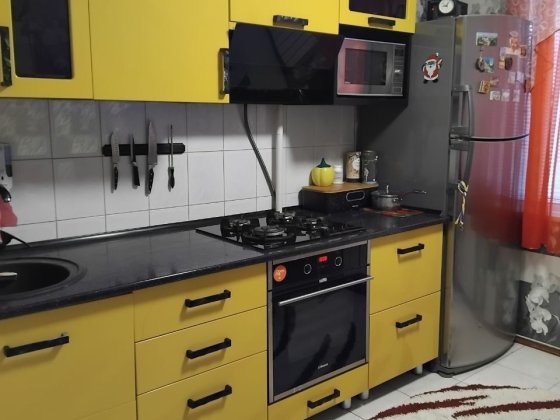 Вул. Чарівна, з ремонтом, з великою кухнею Кривой Рог