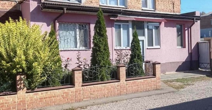 Продам двокімнатну, вулиця Решетилівська - фото 1