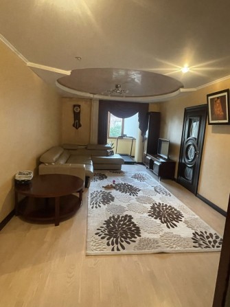 3-кімнатна квартира  ( район 12 школи) - фото 1