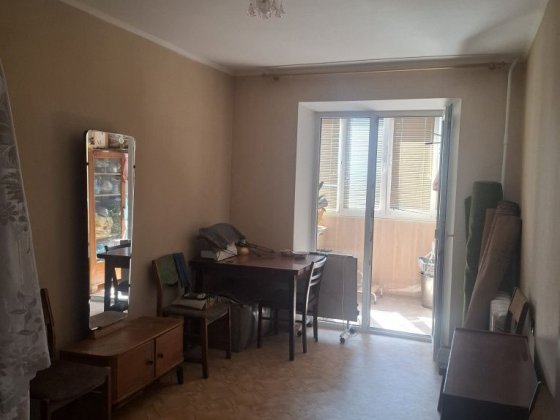 Продам 3х кімнатну квартиру на БМВ Кривой Рог