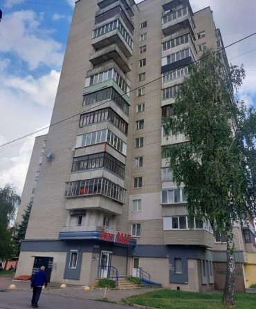 р Продається 3-кімнатна квартира в хорошій локації за низькою ціною - фото 1