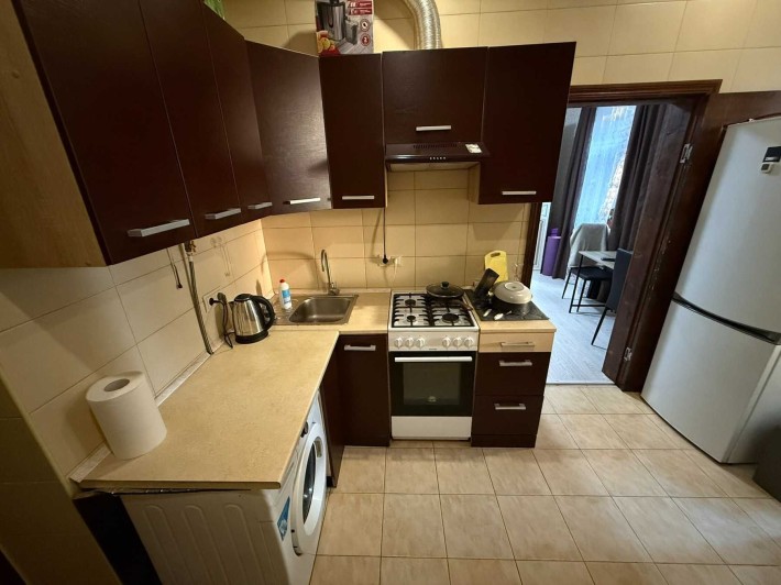 Класна маленька однокімнатна квартира з ремонтом!! - фото 1