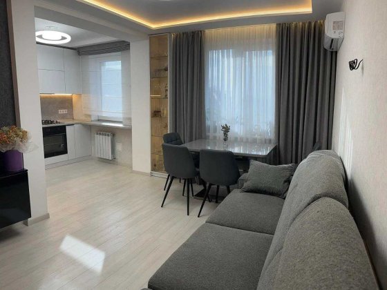 3 комн. квартира мечты проспект Мира (Дзержинка, Металлургический р-н) Кривой Рог