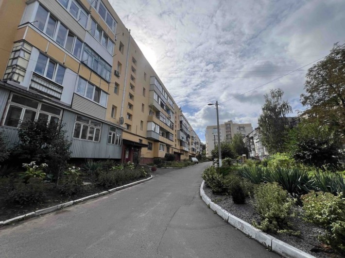 Продам 1-но кімнатну квартиру - фото 1