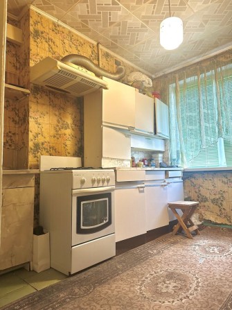 2-х 5 Зарічний, 4, 8/9, не кутова, все окремо - фото 1