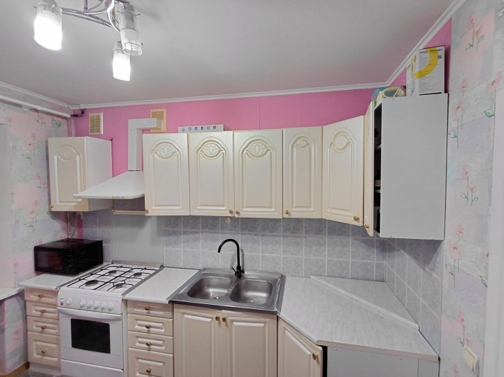 Продаж 4 кімнатної квартири на зручному першому поверсі - фото 1