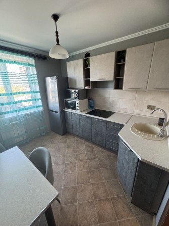 2х комнатная квартира 200 лет напротив Зодчего - фото 1