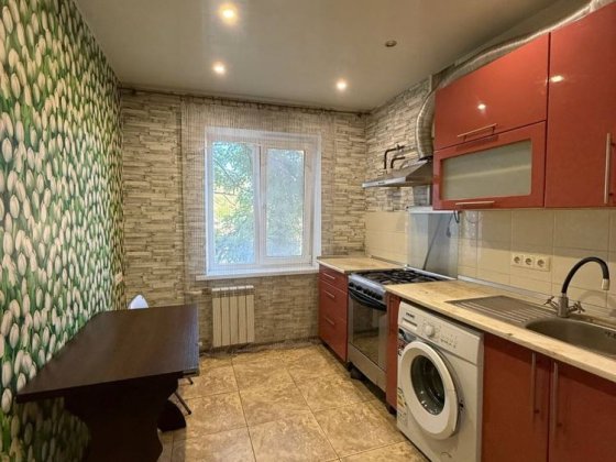 3-кімнатна на леваді Полтава