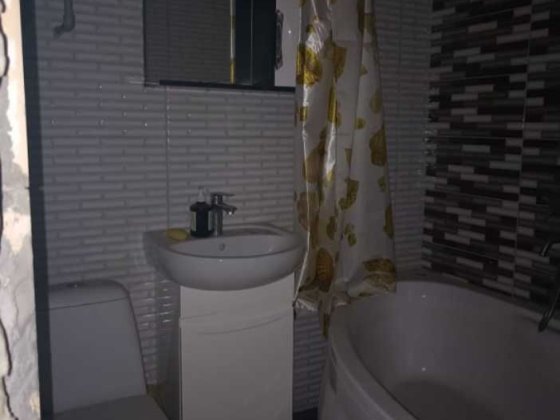 Продам квартиру однокімнатну Херсон