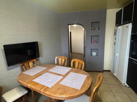 2-кімнатна квартира 72,3 кв.м. з автономним опаленням  М.Суми Суми