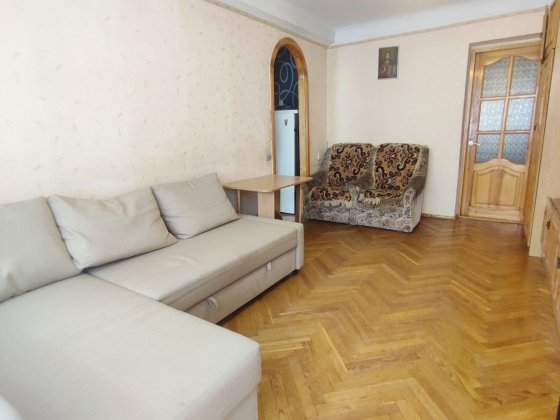 "Трикімнатна квартира в центрі міста Рівне