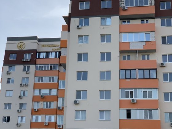 Трикімнатна квартира, 4-й мкр Таврійський, Херсон Херсон