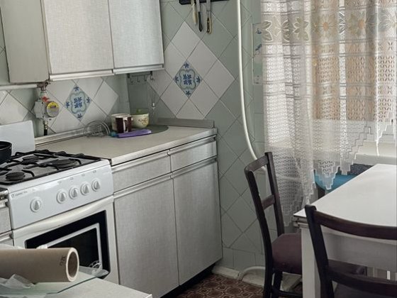 Продам 2 х кімнатну квартиру вул.Кольцова Херсон