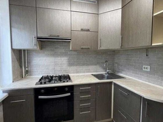 У продажу двокімнатна квартира р-н Половки Полтава