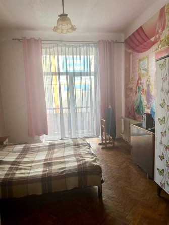 Двокімнатна “сталінка” біля Парку Шевченка - фото 1