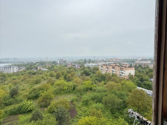 1кім вул. Карнаухова Рівне