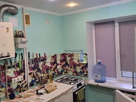 2к квартира в гарному стані на середньому поверсі Полтава