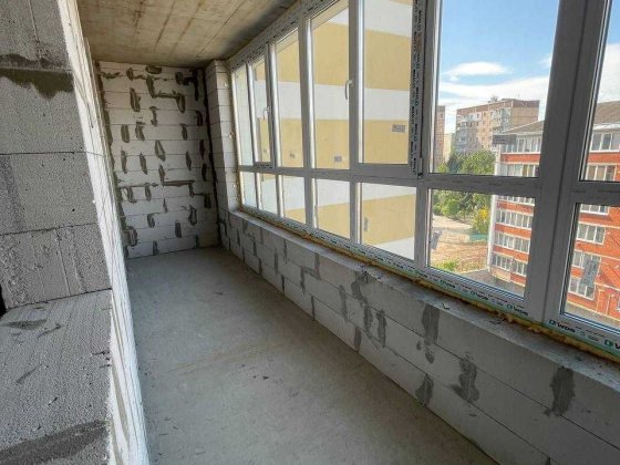 Гаряча пропозиція!!!  2 кімн Тролейбусна 72м2. Будинок на здачі. Тернополь