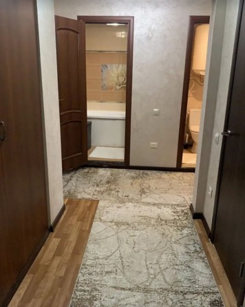 Продаж 3к квартири 64 кв. м на просп. Злуки - фото 1