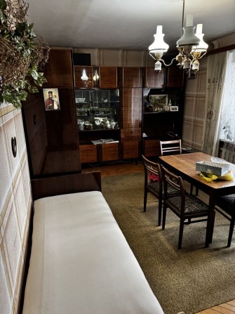 Продам трьох кімнатну квартиру вул. Комарова, 31АБ (власник) - фото 1