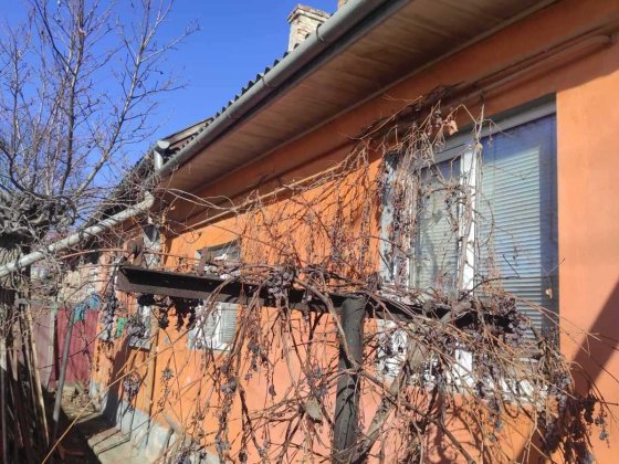 Продається 2 кімнатна квартира в особняку Черновцы