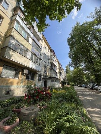 2х кімнатна квартира по низькій ціні під ремонт ! - фото 1