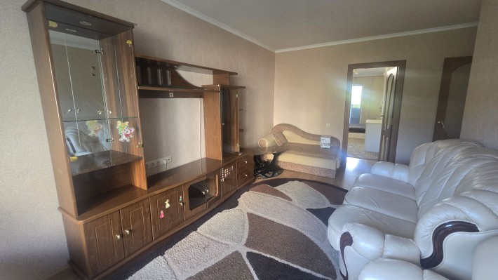 Продається 3 кімнатна проспект - фото 1