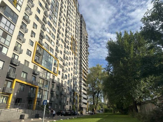 Продається дворівнева квартира в ЖК «Кампус», на вул.Нижньоключова,14, Солом'янський р-н. Київ