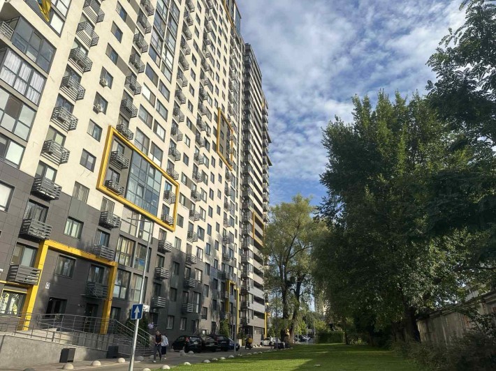 Продається дворівнева квартира в ЖК «Кампус», на вул.Нижньоключова,14, Солом'янський р-н. - фото 1