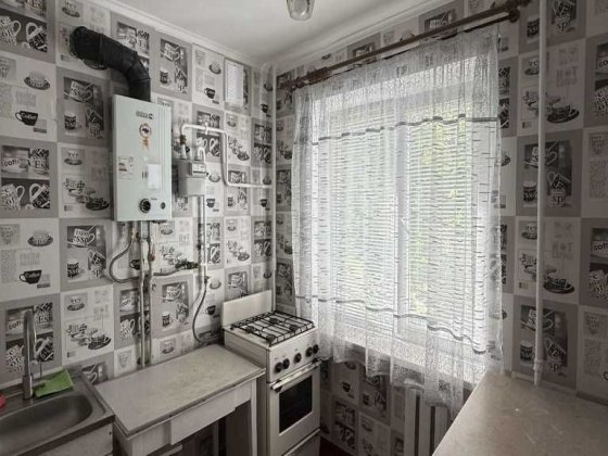 2к квартира, двостороння, 45м2, поверх 2/5, ТРЦ "Конкорд" Полтава