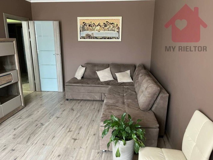Продаж трикімнатної квартири по вул.Володимирській - фото 1