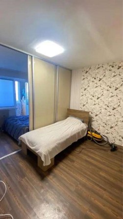 Продається 2к. квартира на вул. Райдужна, 21а - фото 1