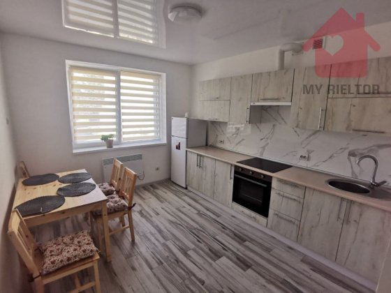 Продаж двокімнатної квартири по вул.Тихого Ужгород