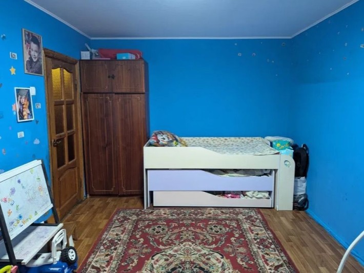 Продам 1-кімнатну квартиру на Безручка - фото 1