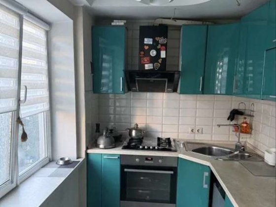 Продаж 3-кімнатної квартири бул. Верховної ради 22б Київ