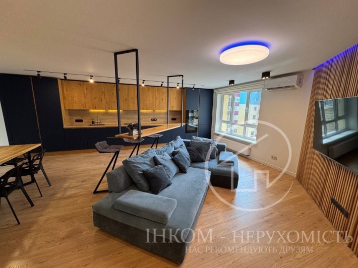 Ексклюзивна 3к квартира з дизайнерьким ремонтом - фото 1
