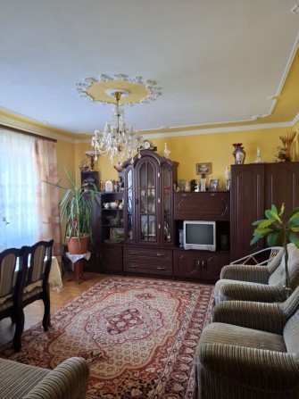 Продам 4 кімнатну квартиру  в Центрі - фото 1