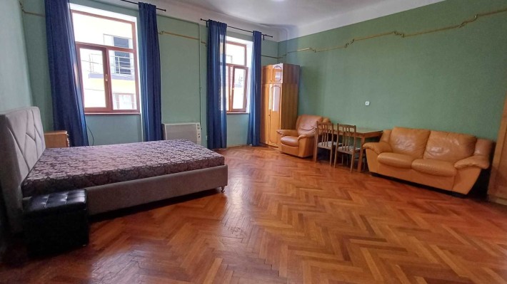 2-х кімнатна в центрі, вул. Конституційна - фото 1