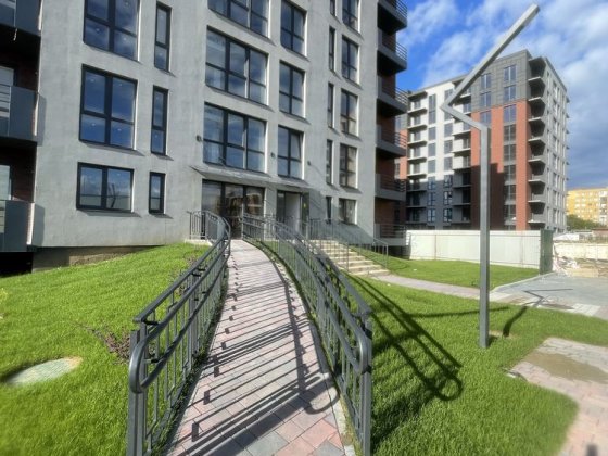 Продається 1 кім.квартира у  ЖК West Towers Ужгород